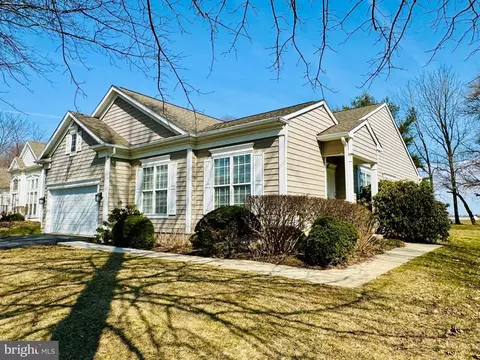 613 Martin Dr, Avondale, PA 19311