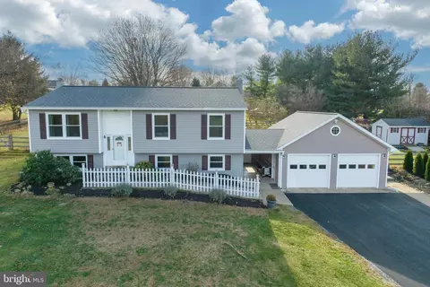 184 Monacy Rd, Coatesville, PA 19320