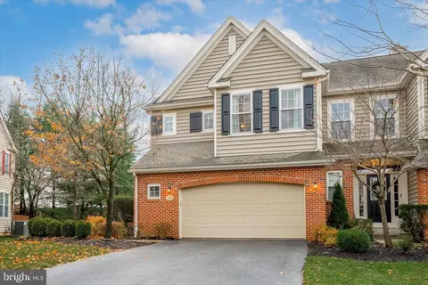 286 Cherry Ln, Kennett Square, PA 19348
