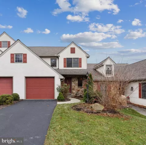 505 Kennelwoods Dr, Elverson, PA 19520