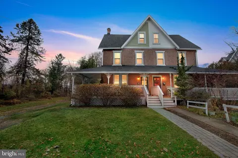 5 High St, Malvern, PA 19355