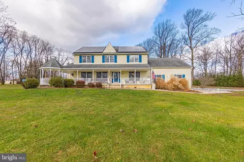 452 W Avondale Rd, West Grove, PA 19390