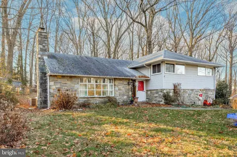 420 Cassatt Rd, Berwyn, PA 19312