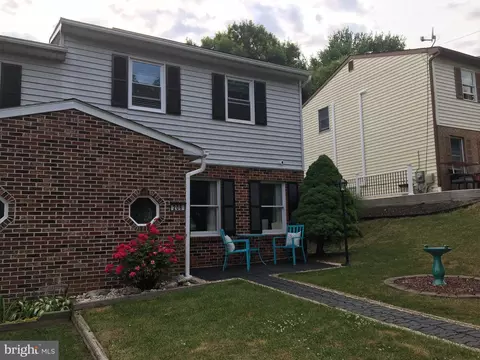 206 Green St, Parkesburg, PA 19365