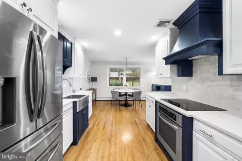 694 Allen Ln, Devon, PA 19333 photo 9
