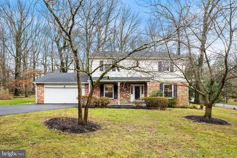 694 Allen Ln, Devon, PA 19333