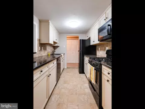 413 Drummers Ln, Wayne, PA 19087 photo 5