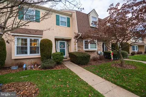 109 Westridge Pl S S, Phoenixville, PA 19460