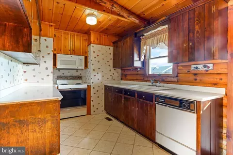 10 Dowlin Forge Rd, Exton, PA 19341 photo 17