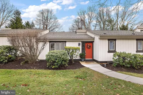310 Devon Ln, West Chester, PA 19380
