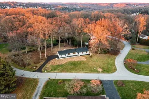 1104 Timberland Dr, West Chester, PA 19380