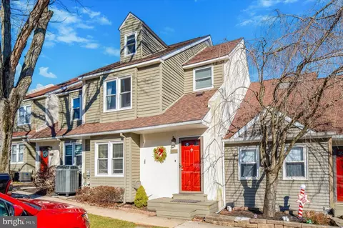 2405 Bridgewater Ct, Chester Springs, PA 19425