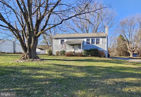 113 Highland Dr, Coatesville, PA 19320