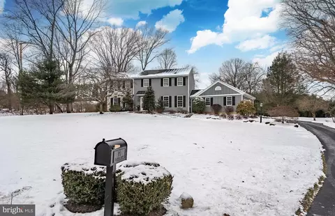 197 Wyllpen Dr, West Chester, PA 19380