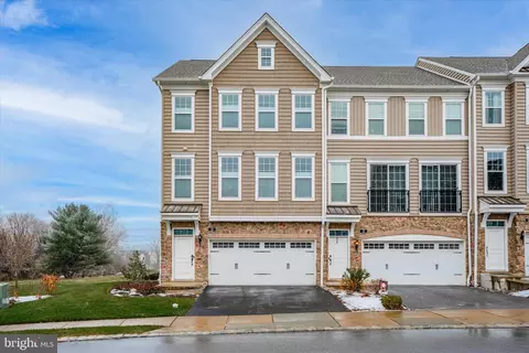 19 Lila Ln, Downingtown, PA 19335