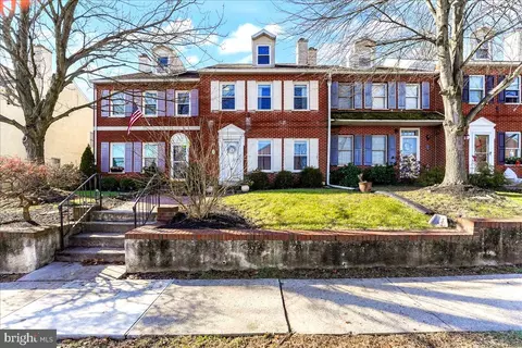 452 Dayton St, Phoenixville, PA 19460