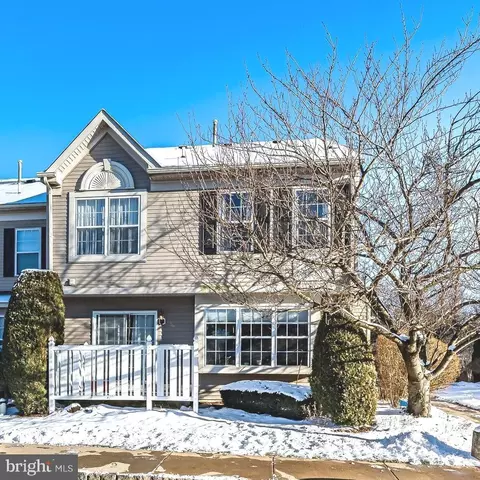 1504 Briarwood Ct, Phoenixville, PA 19460