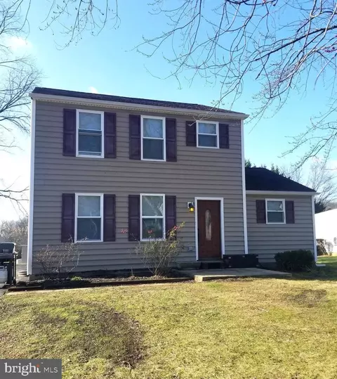 301 Devon Cir, Downingtown, PA 19335
