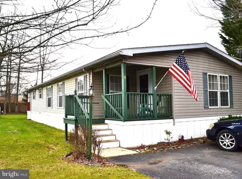 10 Rosewood Ln, Phoenixville, PA 19460