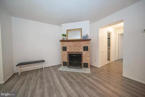 313 Washington Pl, Chesterbrook, PA 19087 photo 8