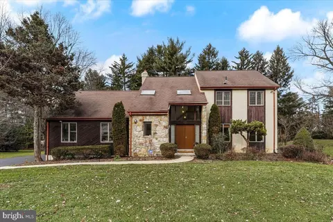 3 Berkshire Ter, Wayne, PA 19087 photo 2