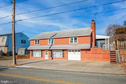 429 Bridge St, Spring City, PA 19475