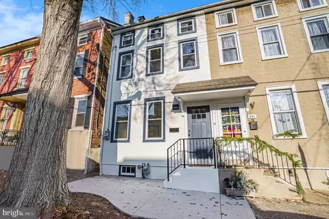 243 Washington Ave, Phoenixville, PA 19460