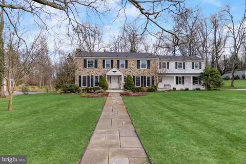 1058 Tenby Rd, Berwyn, PA 19312
