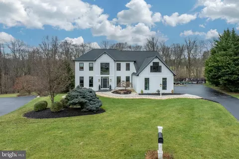 60 Jacqueline Cir, Glenmoore, PA 19343