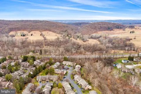 34 Treaty Dr, Chesterbrook, PA 19087 photo 42