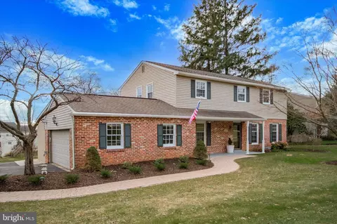 1202 Karen Ln, West Chester, PA 19380
