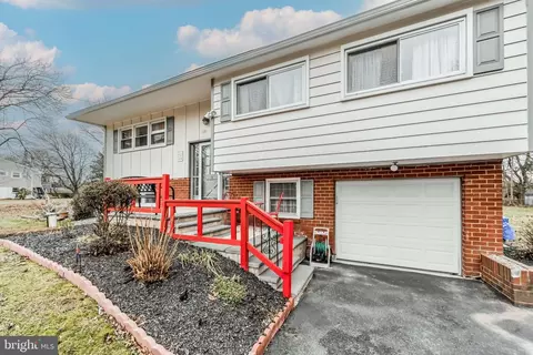 1319 Veronica Ln, Phoenixville, PA 19460