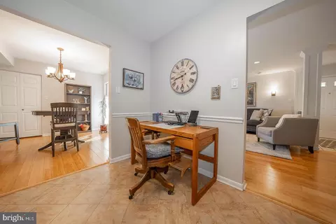 307 Valley Stream Ln, Chesterbrook, PA 19087 photo 10