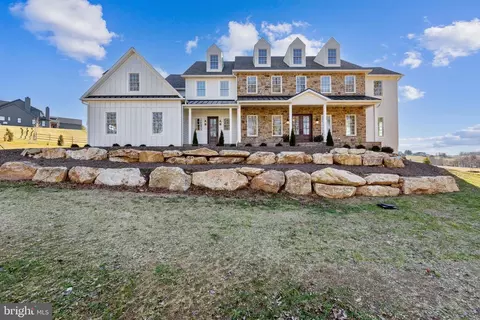 621 Saint Matthews Rd, Chester Springs, PA 19425