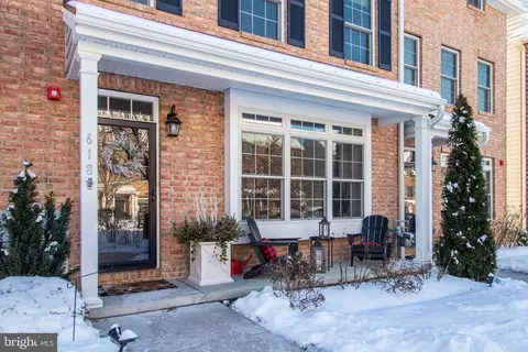 618 Magnolia Ct, Kennett Square, PA 19348