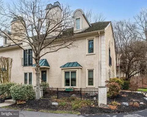 205 Dutts Ml E, West Chester, PA 19382