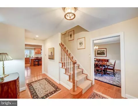 208 Musket Ln, Chesterbrook, PA 19087 photo 2