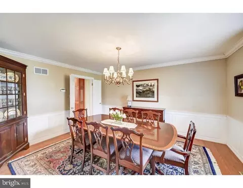 208 Musket Ln, Chesterbrook, PA 19087 photo 12
