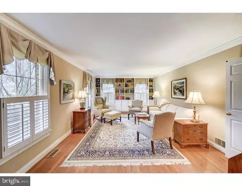 208 Musket Ln, Chesterbrook, PA 19087 photo 8