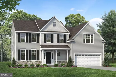 139 Petrelia Dr, Honey Brook, PA 19344