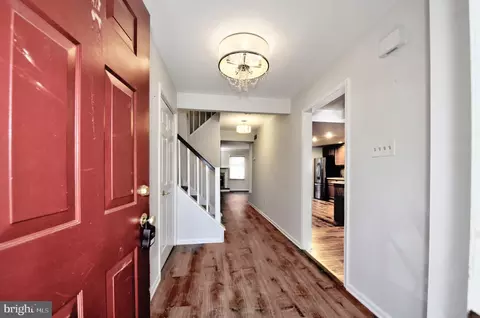 Entry Way - 58 Soldiers Sq, Chesterbrook, PA 19087 photo 1 of 6
