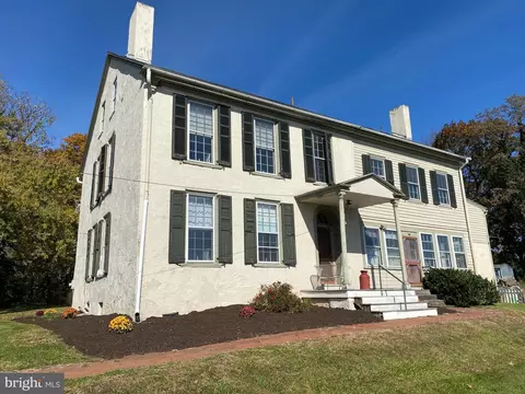 121 Manor Ave, Downingtown, PA 19335