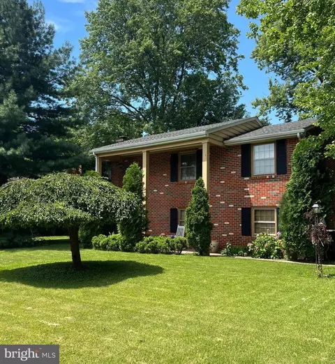 803 Westfield Ave, Spring City, PA 19475
