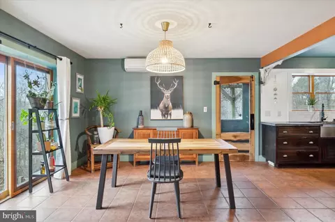 187 Baker Rd, West Brandywine, PA 19320