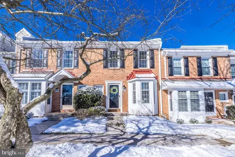877 Durant Ct, West Chester, PA 19380