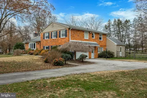 1328 Anthony Wayne Dr, Wayne, PA 19087 photo 35