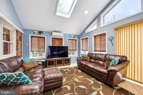 1328 Anthony Wayne Dr, Wayne, PA 19087 photo 11