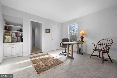 Entry Way - 405 Berkley Rd, Devon, PA 19333 photo 4 of 4