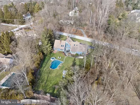 View/Area - 405 Berkley Rd, Devon, PA 19333 photo 1 of 3
