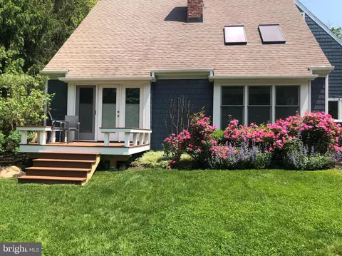Exterior - 405 Berkley Rd, Devon, PA 19333 photo 5 of 12
